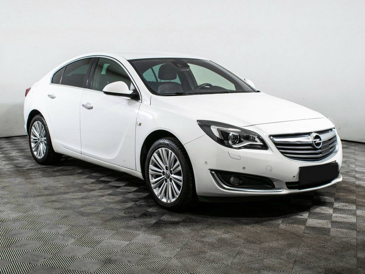 Opel Insignia с пробегом — 2014 год. Фото: #2