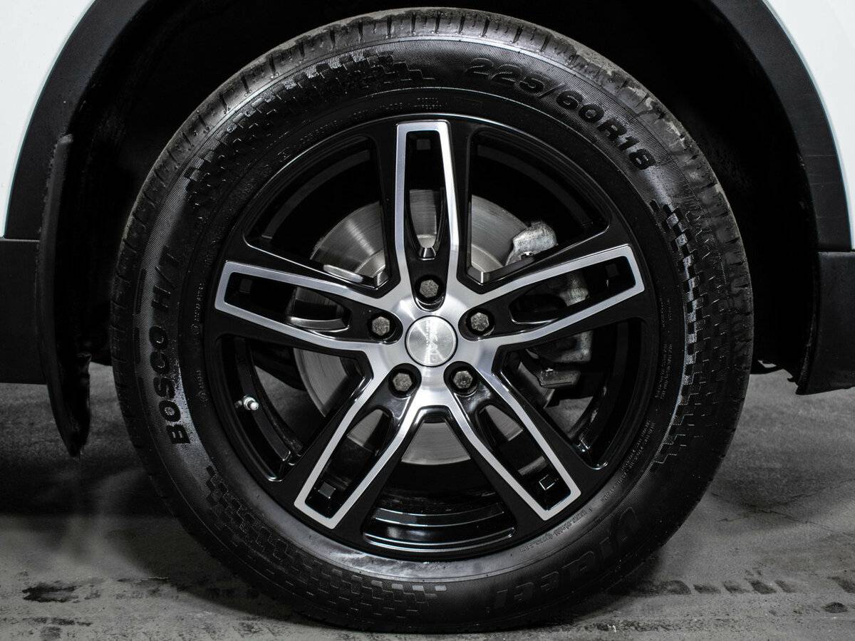 Geely Atlas с пробегом — 2019 год. Фото: #14