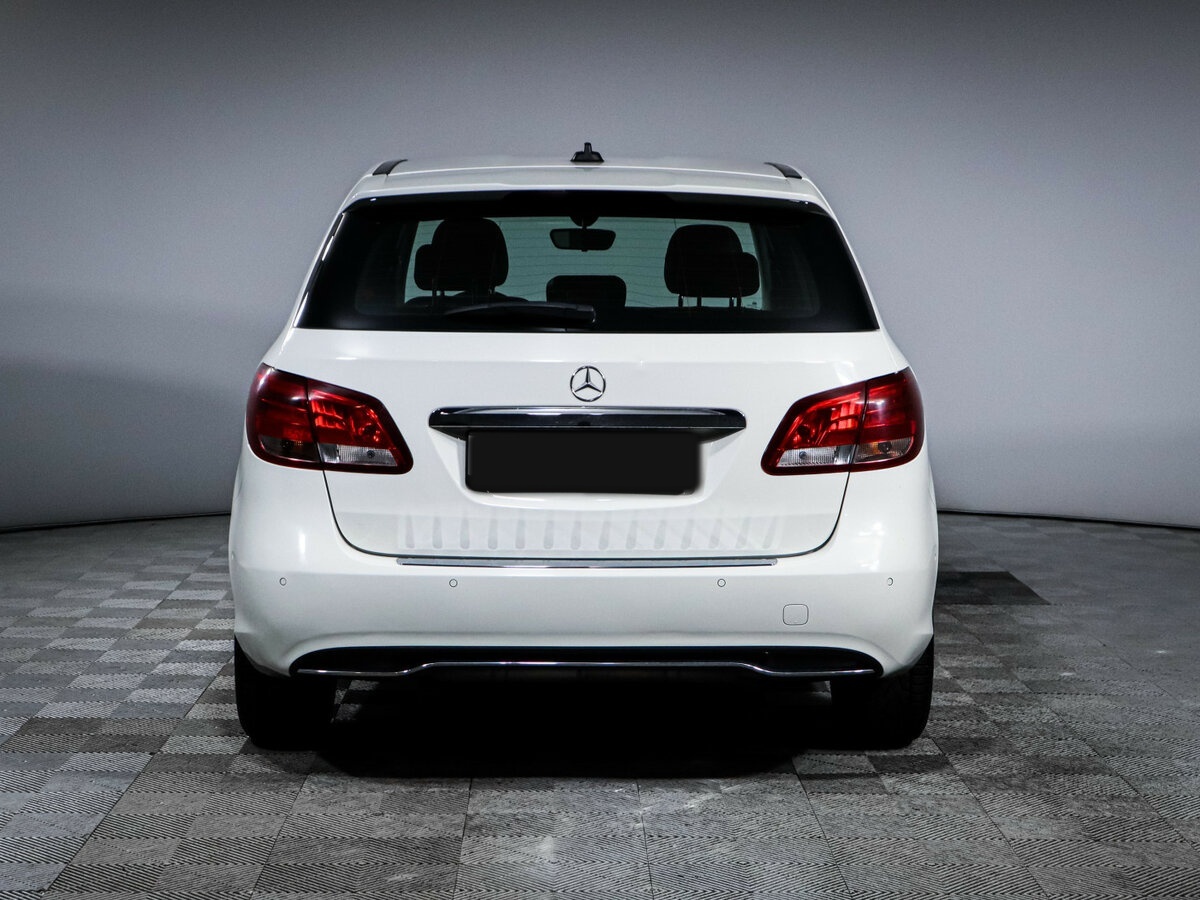 Mercedes-Benz B-Класс с пробегом — 2018 год. Фото: #4