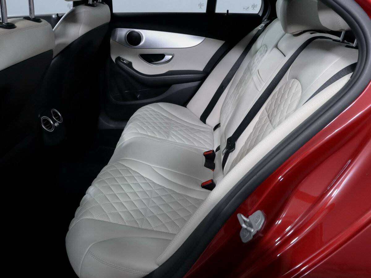 Mercedes-Benz C-Класс с пробегом — 2014 год. Фото: #9