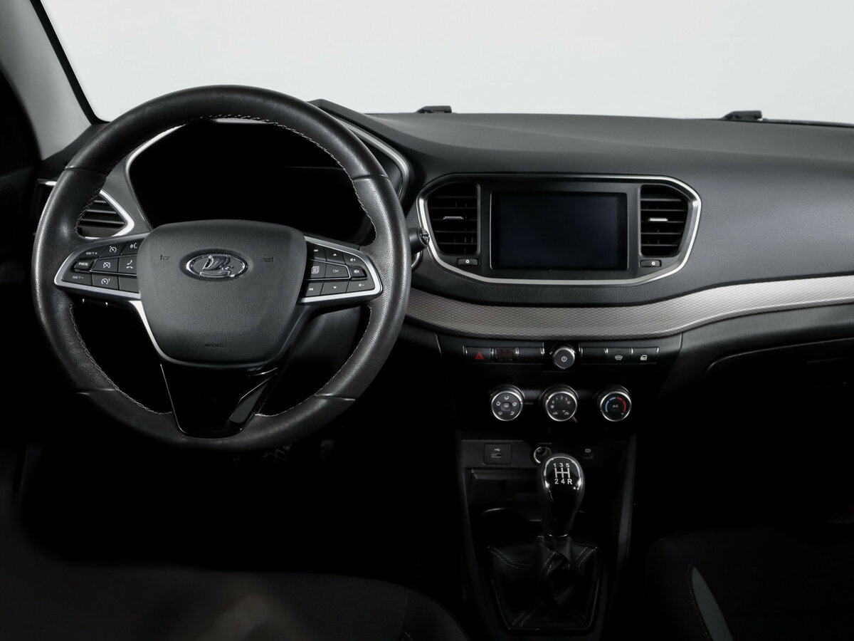 Lada (ВАЗ) Vesta с пробегом — 2023 год. Фото: #9