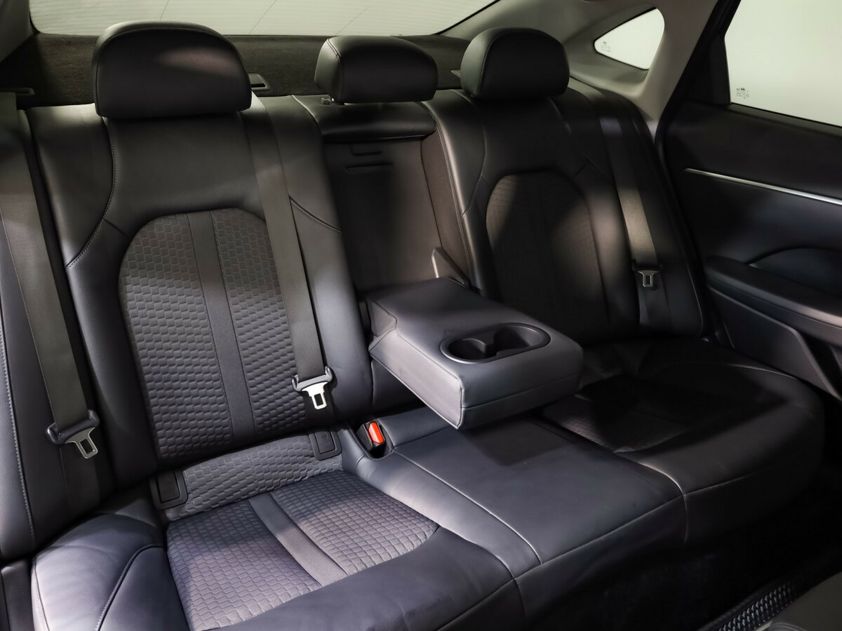 Hyundai Sonata с пробегом — 2022 год. Фото: #20