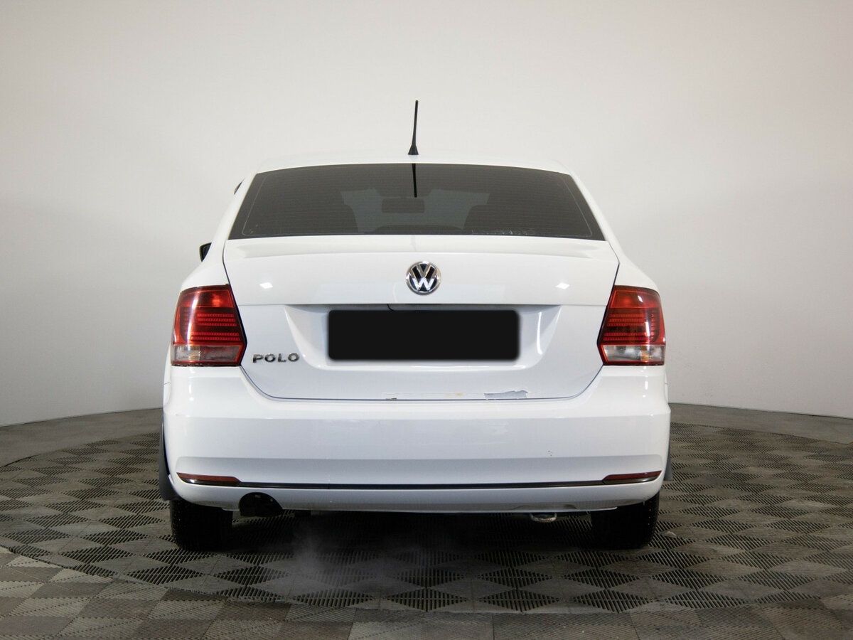 Volkswagen Polo с пробегом — 2014 год. Фото: #4