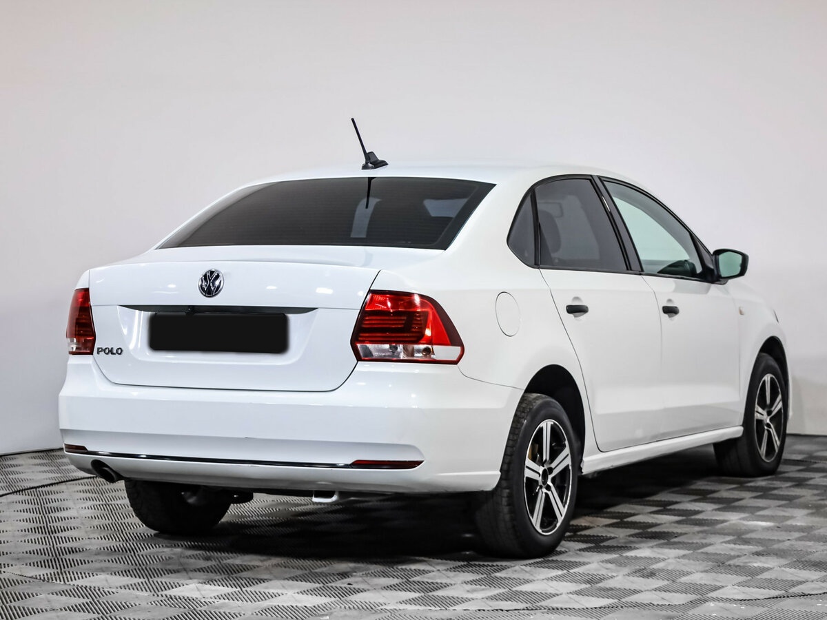 Volkswagen Polo с пробегом — 2018 год. Фото: #3