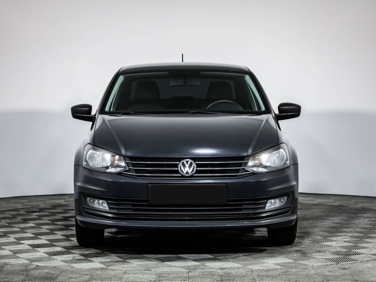 Volkswagen Polo с пробегом — 2018 год. Фото: #1