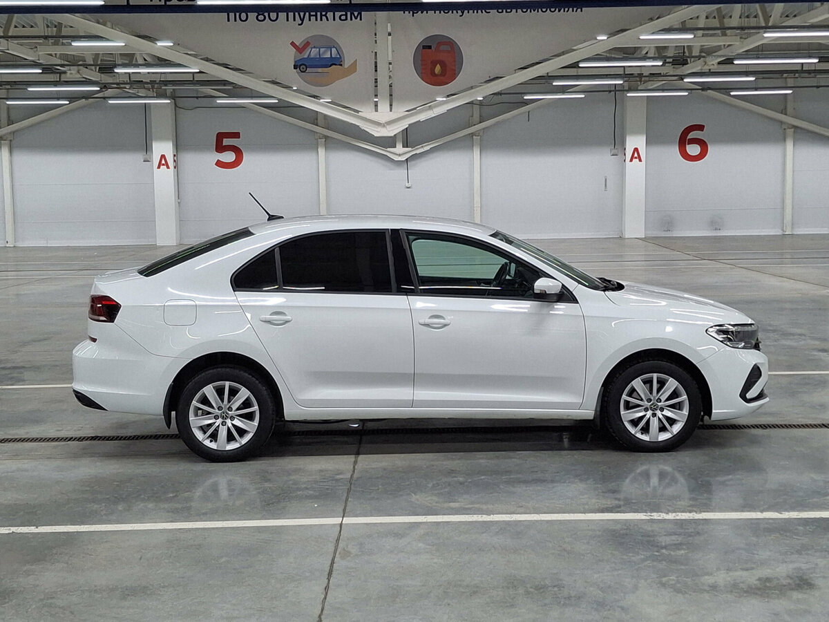 Volkswagen Polo с пробегом — 2021 год. Фото: #3
