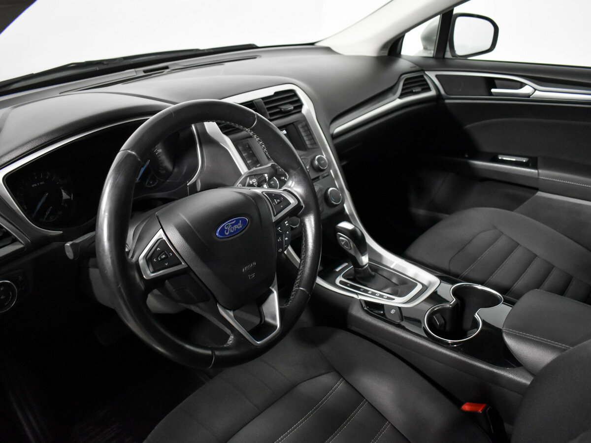 Ford Mondeo с пробегом — 2015 год. Фото: #6