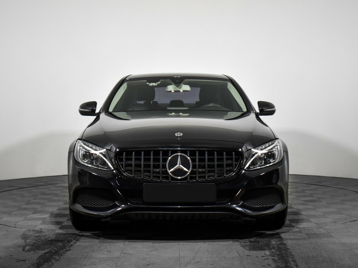 Mercedes-Benz C-Класс с пробегом — 2018 год. Фото: #1