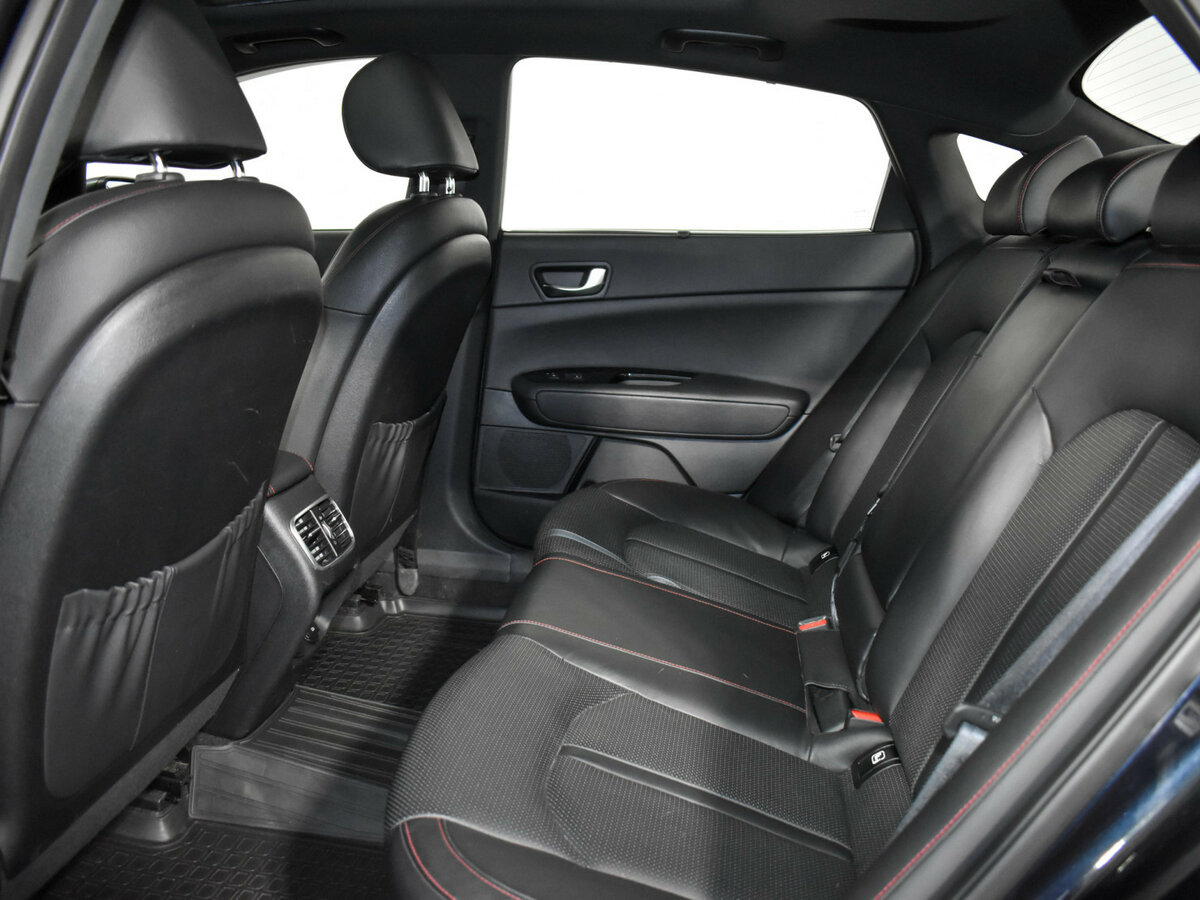 Kia Optima с пробегом — 2016 год. Фото: #14