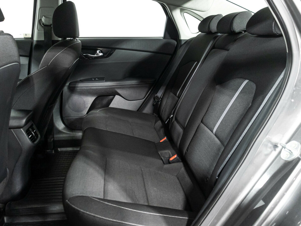 Kia Cerato с пробегом — 2020 год. Фото: #9