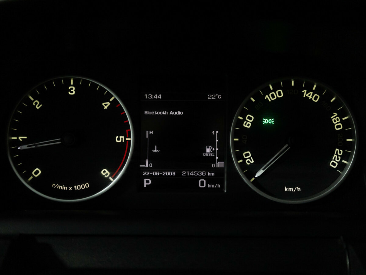 Land Rover Discovery с пробегом — 2013 год. Фото: #11