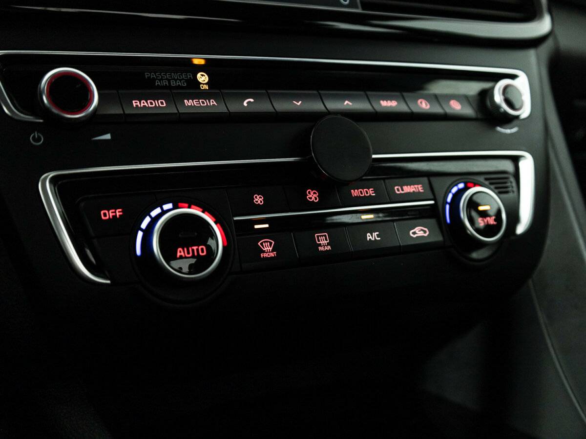 Kia Optima с пробегом — 2017 год. Фото: #17