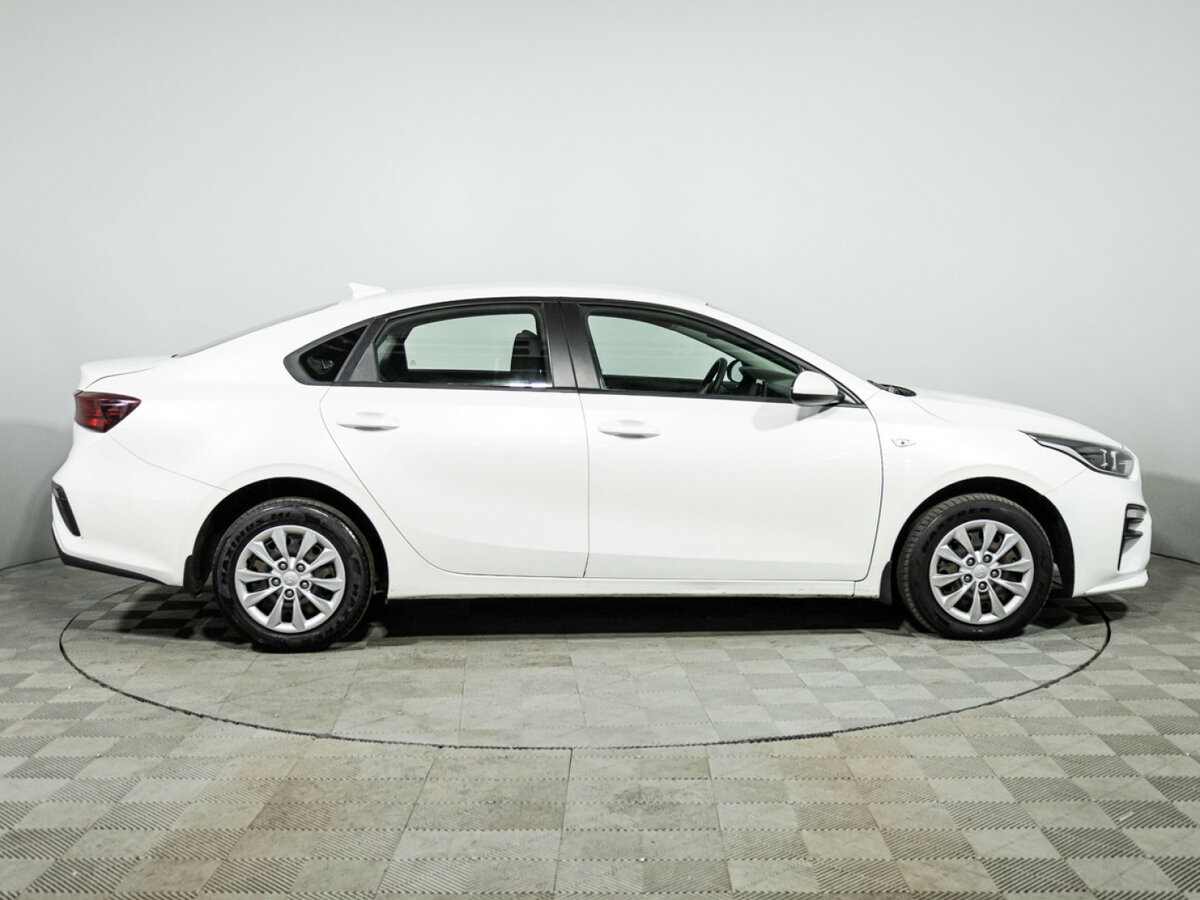 Kia Cerato с пробегом — 2019 год. Фото: #3
