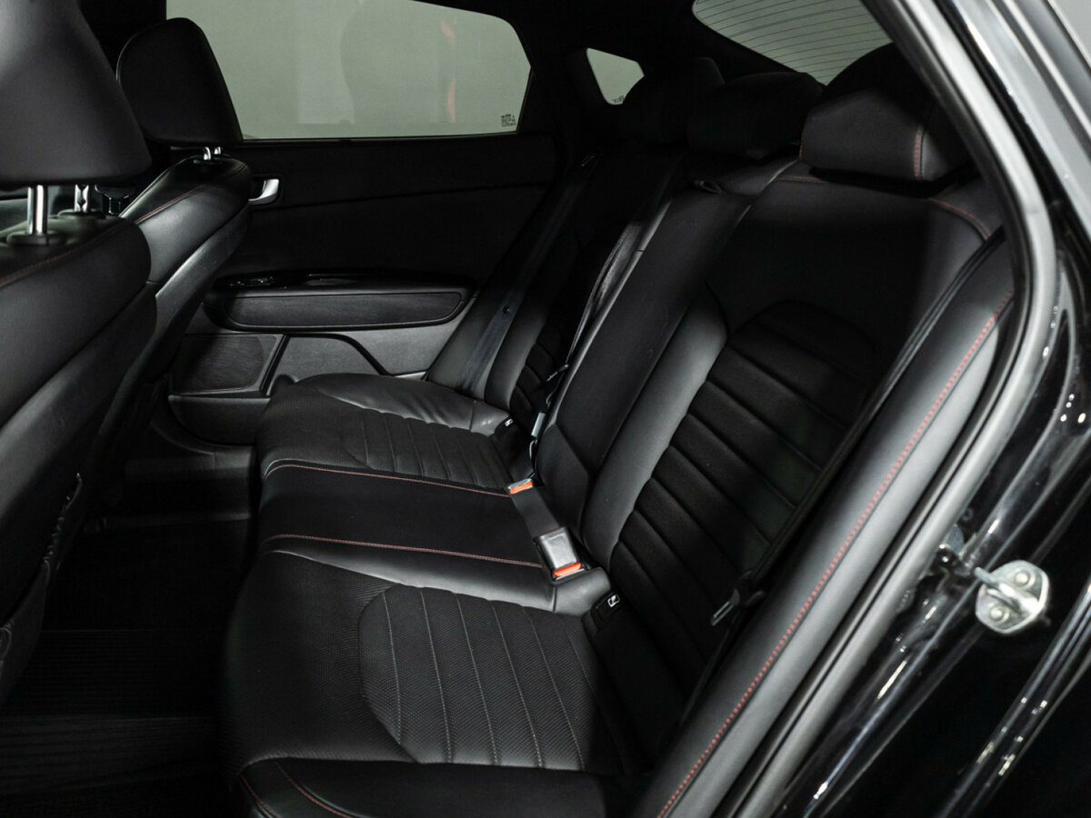 Kia Optima с пробегом — 2019 год. Фото: #8