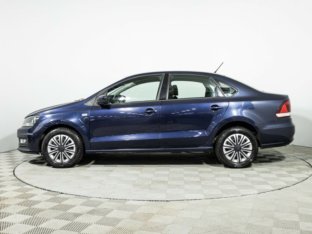 Volkswagen Polo с пробегом — 2015 год. Фото: #7