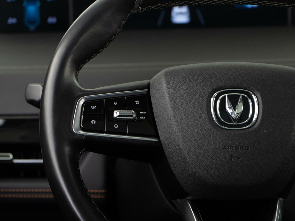 Changan UNI-K с пробегом — 2023 год. Фото: #11