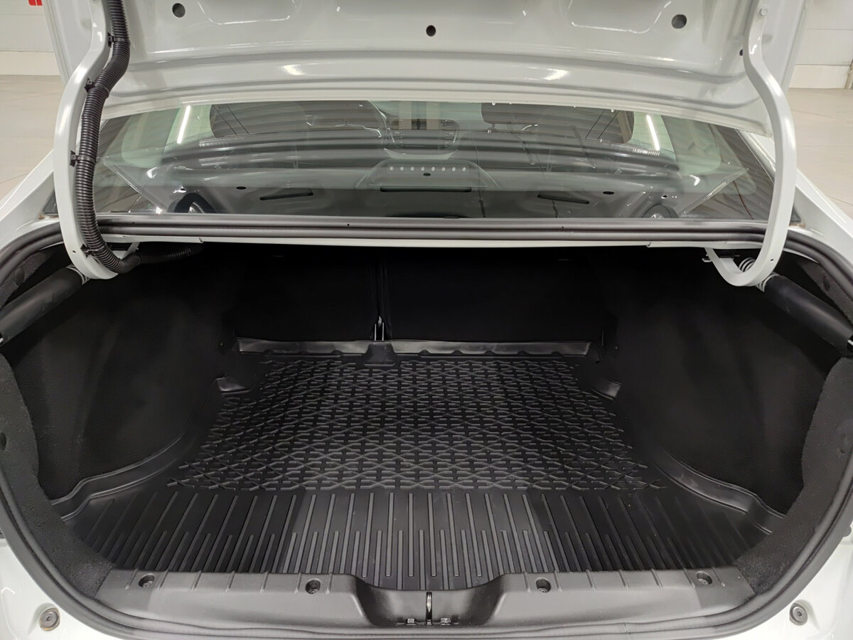 Lada (ВАЗ) Vesta с пробегом — 2024 год. Фото: #9