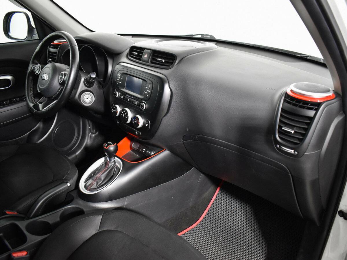 Kia Soul с пробегом — 2016 год. Фото: #11