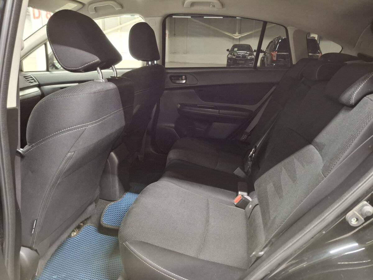 Subaru XV с пробегом — 2012 год. Фото: #11