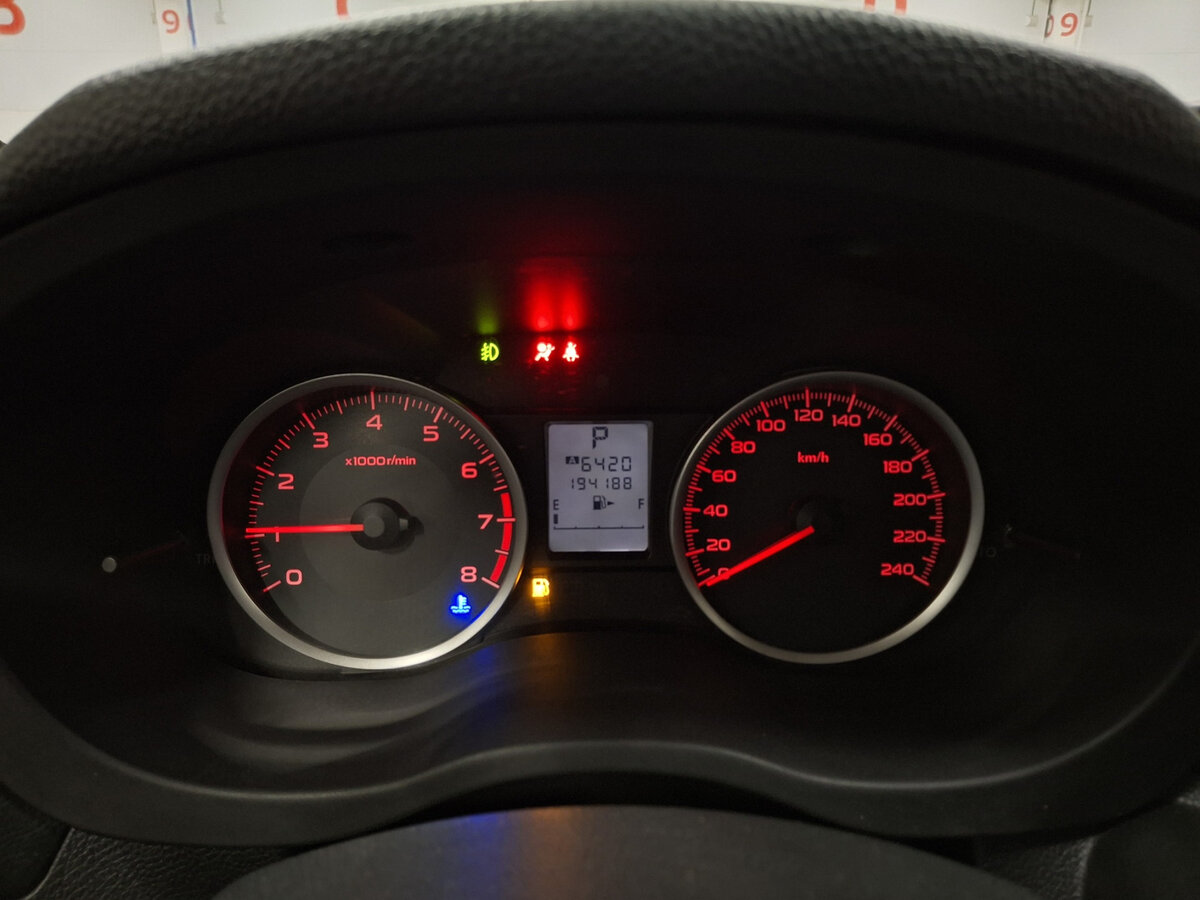 Subaru XV с пробегом — 2012 год. Фото: #12