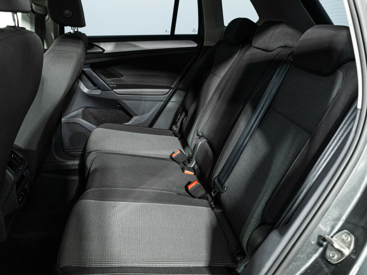 Volkswagen Tiguan с пробегом — 2022 год. Фото: #9