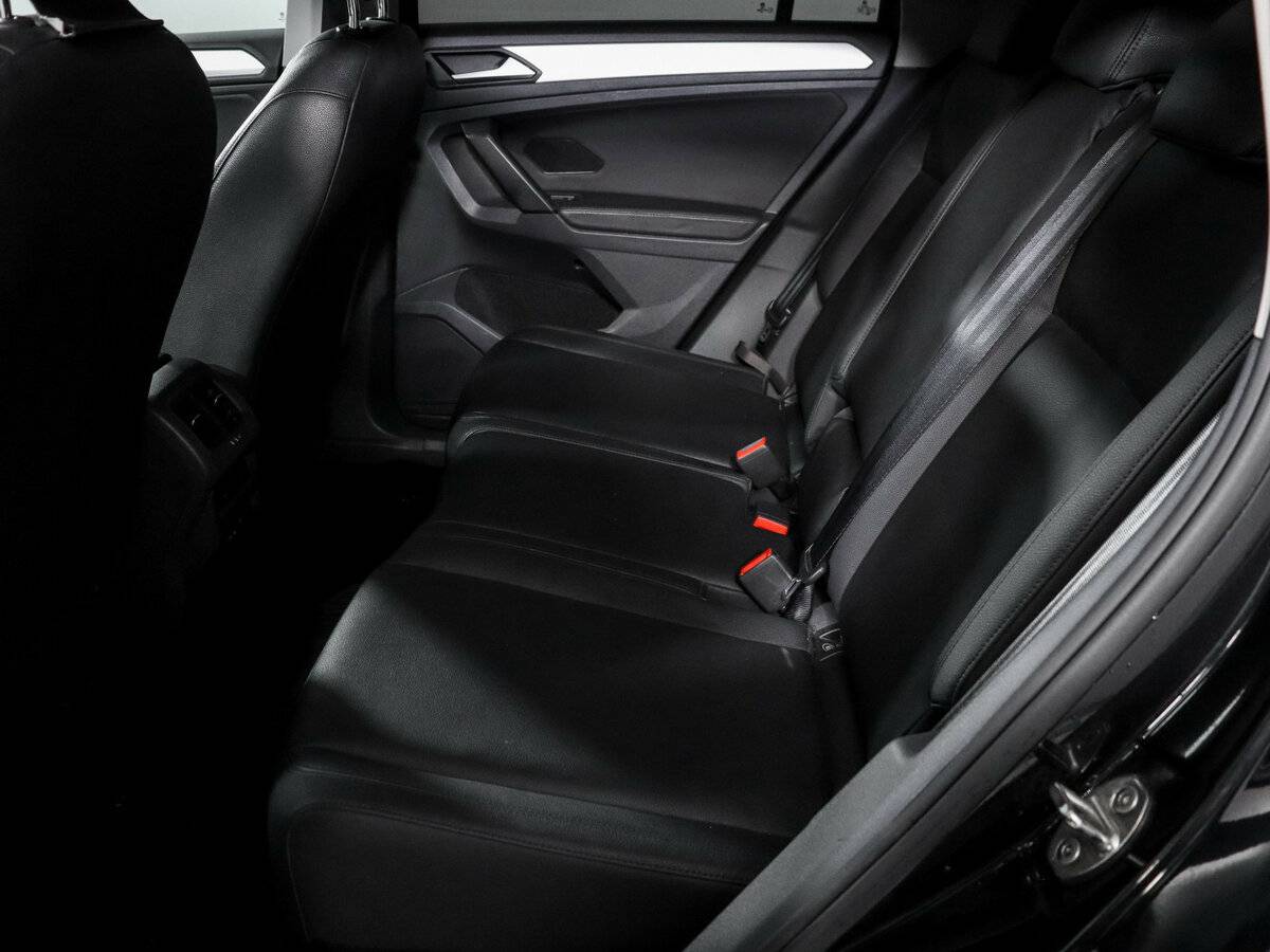 Volkswagen Tiguan с пробегом — 2020 год. Фото: #9