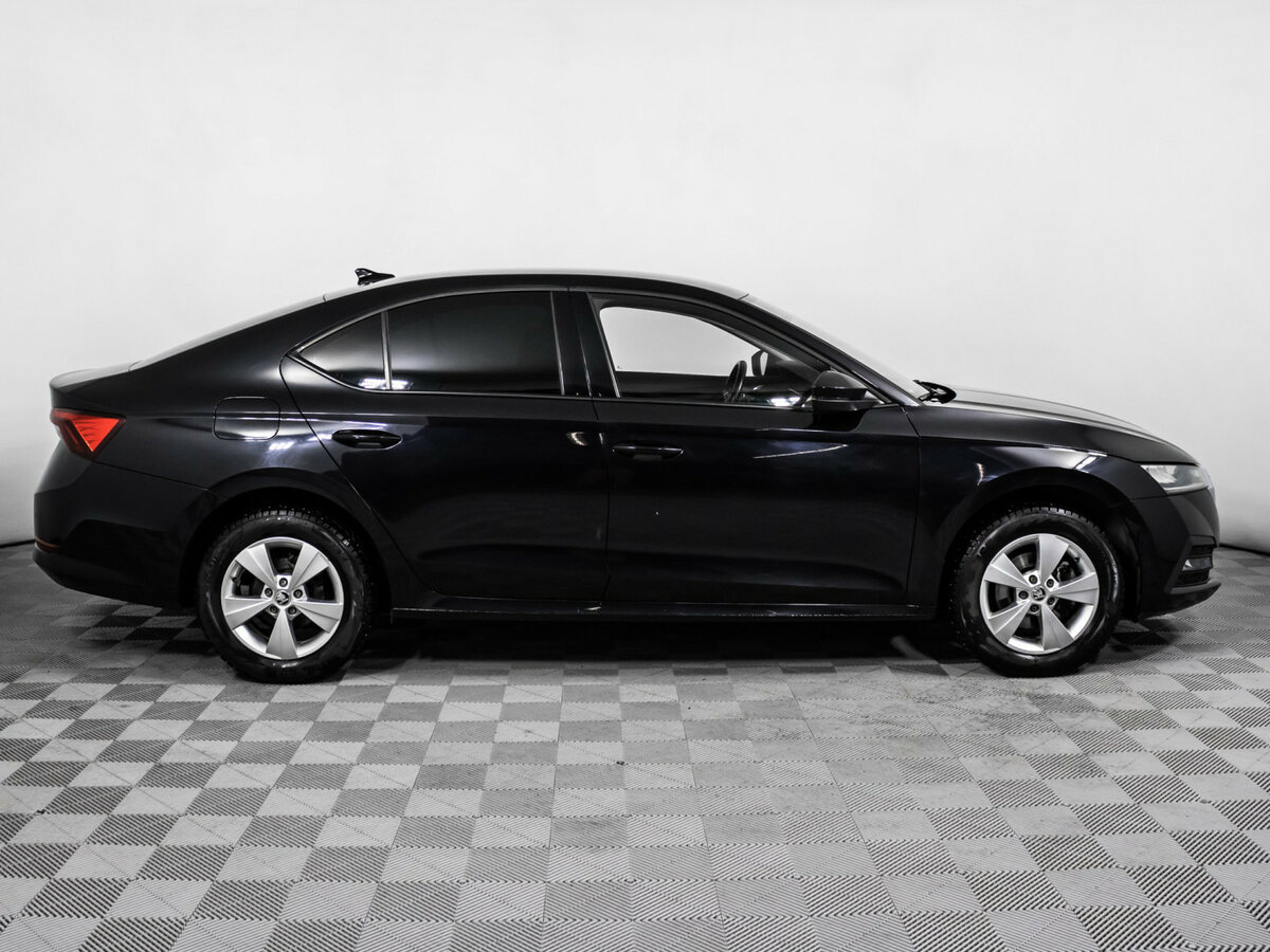 Skoda Octavia с пробегом — 2020 год. Фото: #3