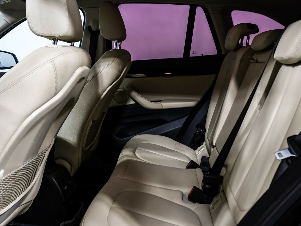BMW X1 с пробегом — 2017 год. Фото: #10