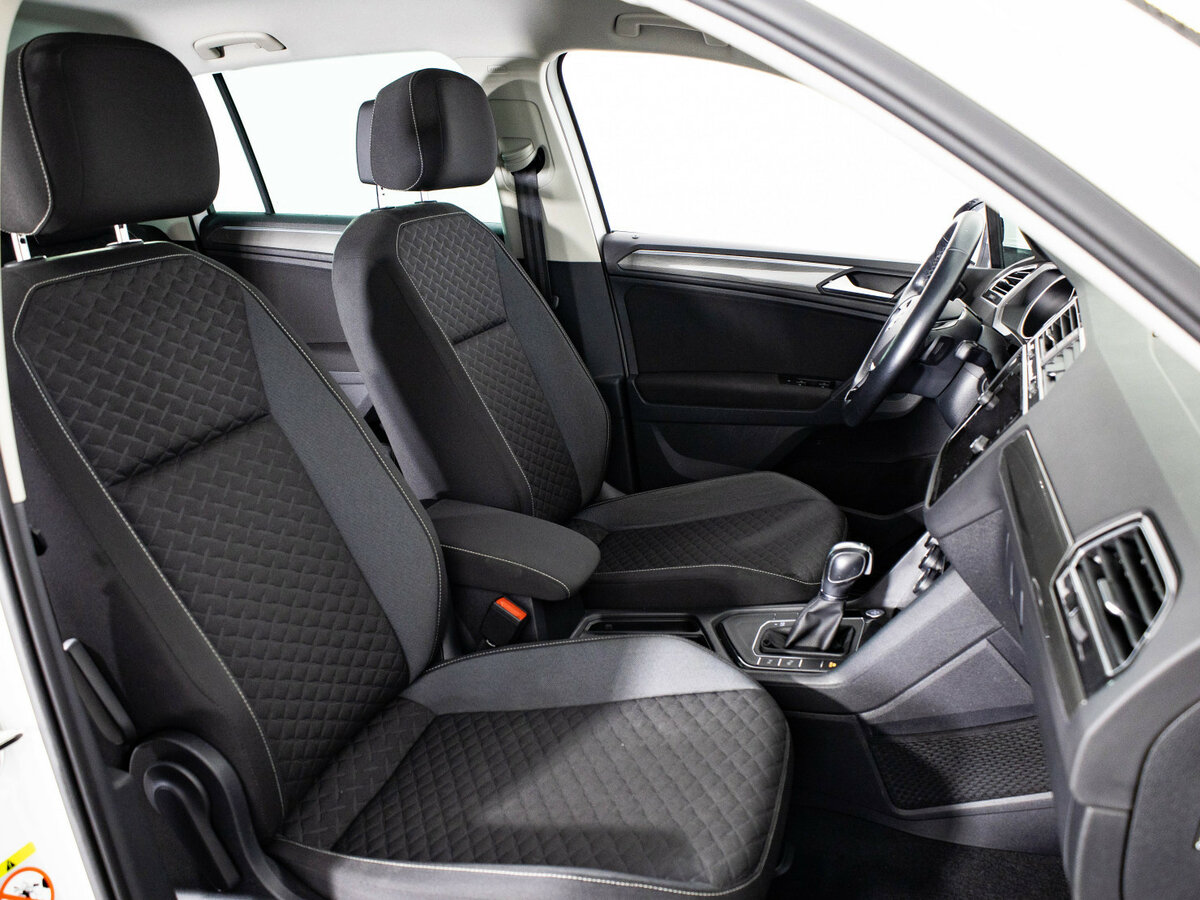Volkswagen Tiguan с пробегом — 2018 год. Фото: #12