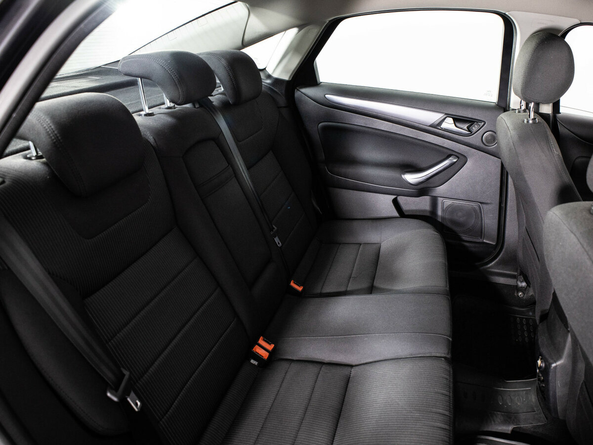 Ford Mondeo с пробегом — 2014 год. Фото: #8