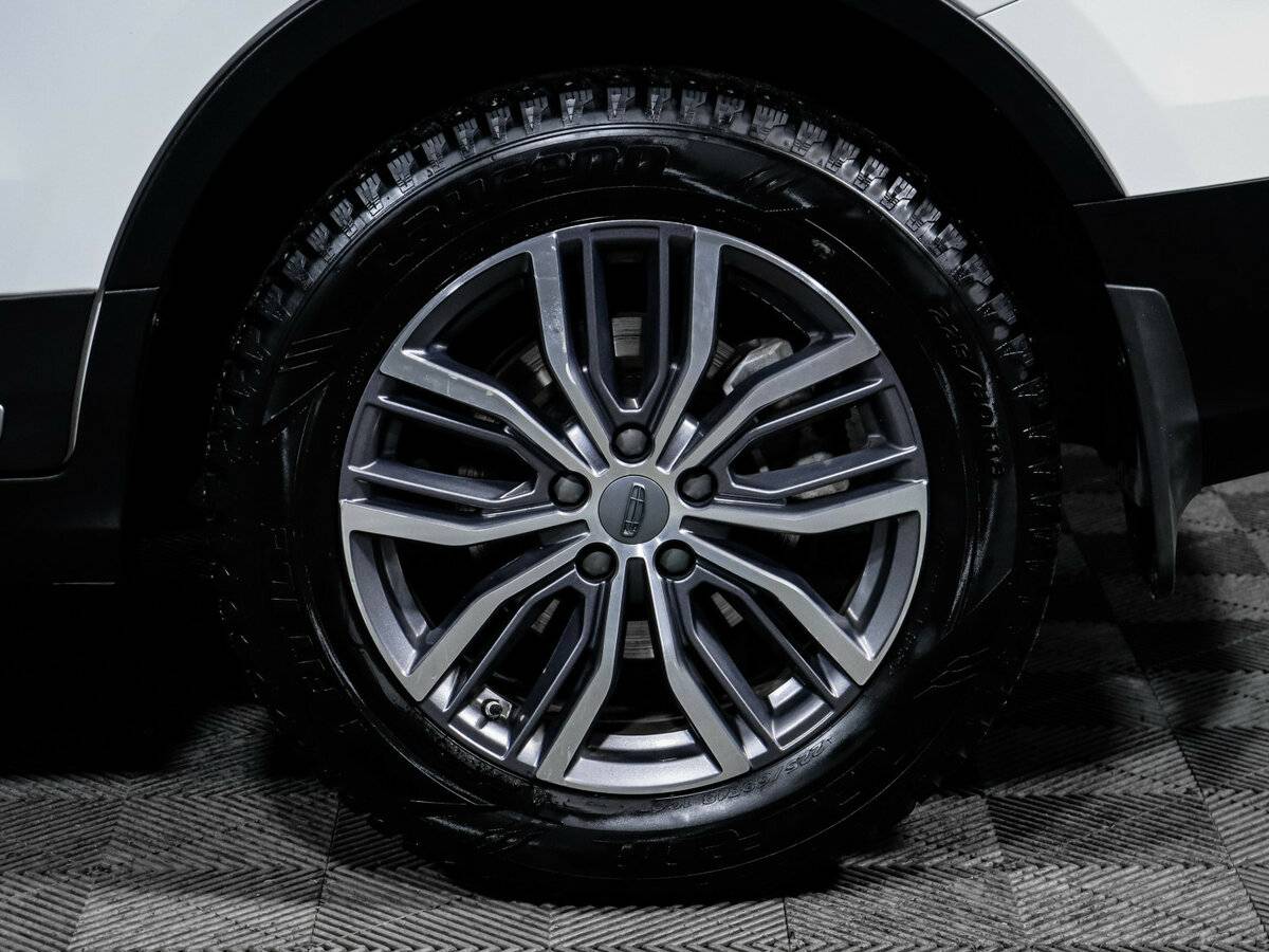 Geely Atlas Pro с пробегом — 2021 год. Фото: #13