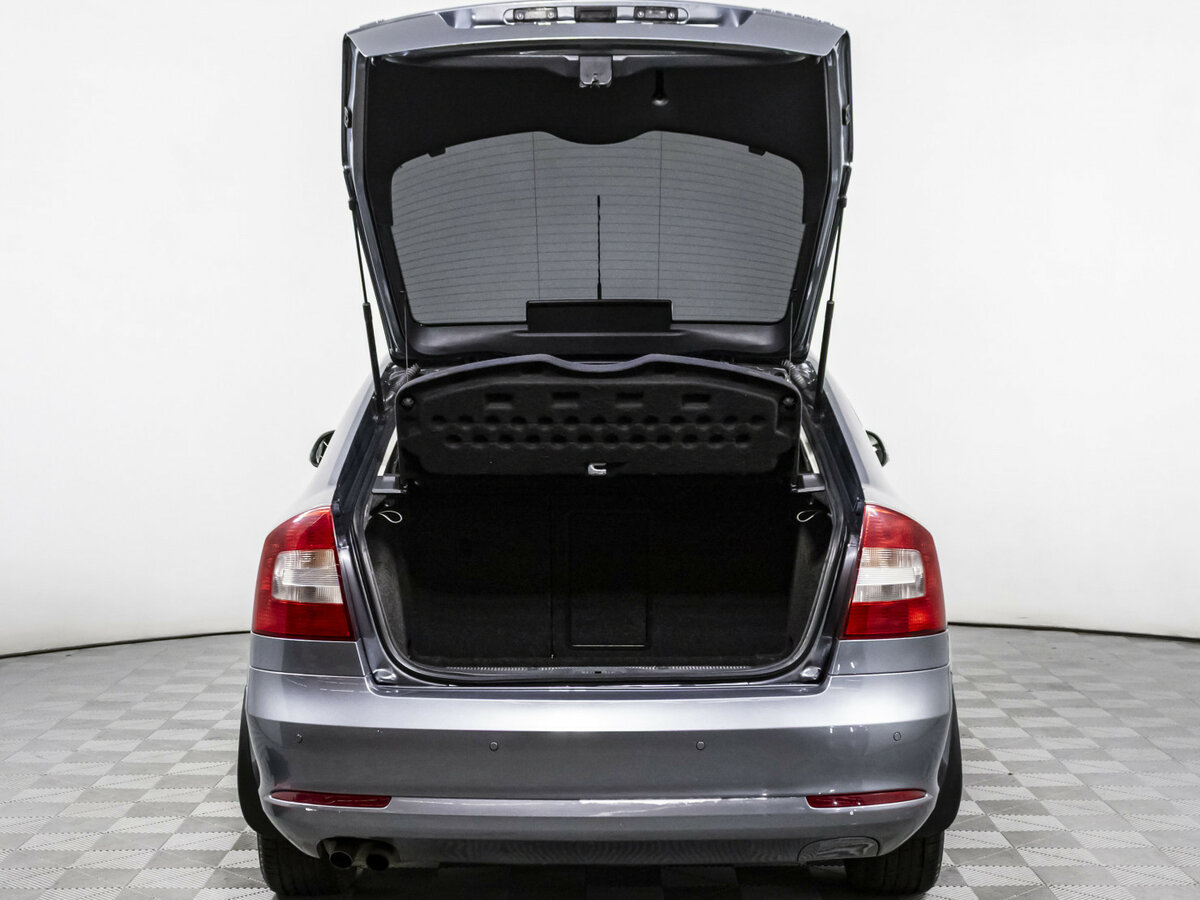 Skoda Octavia с пробегом — 2013 год. Фото: #11