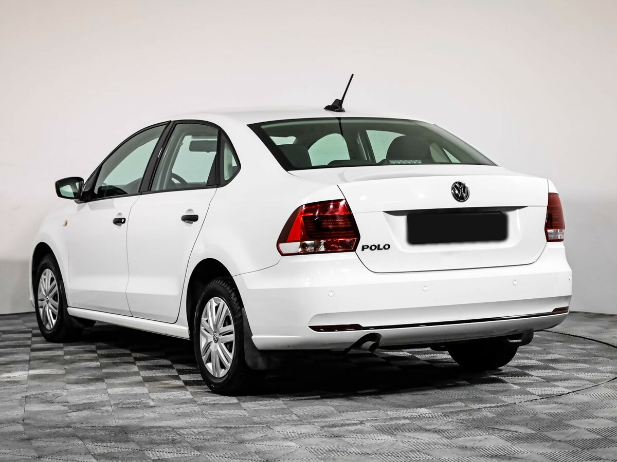 Volkswagen Polo с пробегом — 2018 год. Фото: #5