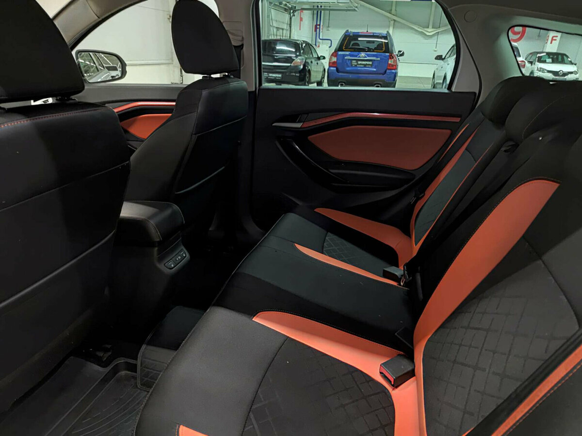 Lada (ВАЗ) Vesta с пробегом — 2018 год. Фото: #11