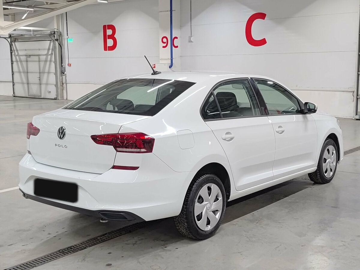 Volkswagen Polo с пробегом — 2021 год. Фото: #4