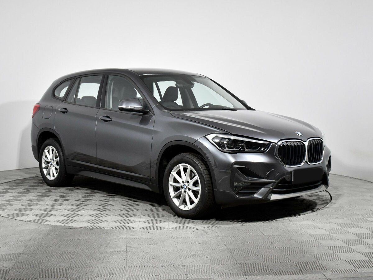 BMW X1 с пробегом — 2019 год. Фото: #2