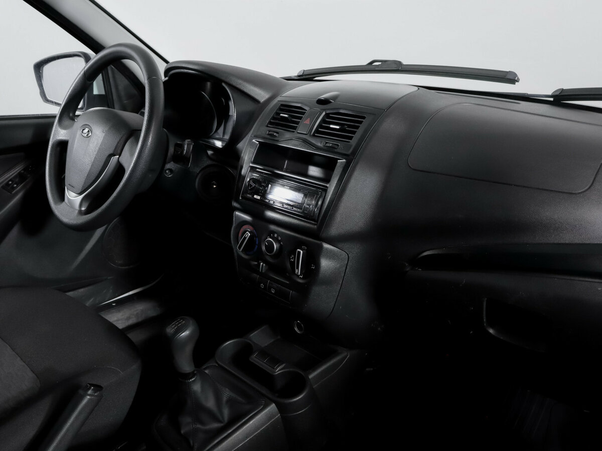 Lada (ВАЗ) Granta с пробегом — 2023 год. Фото: #6