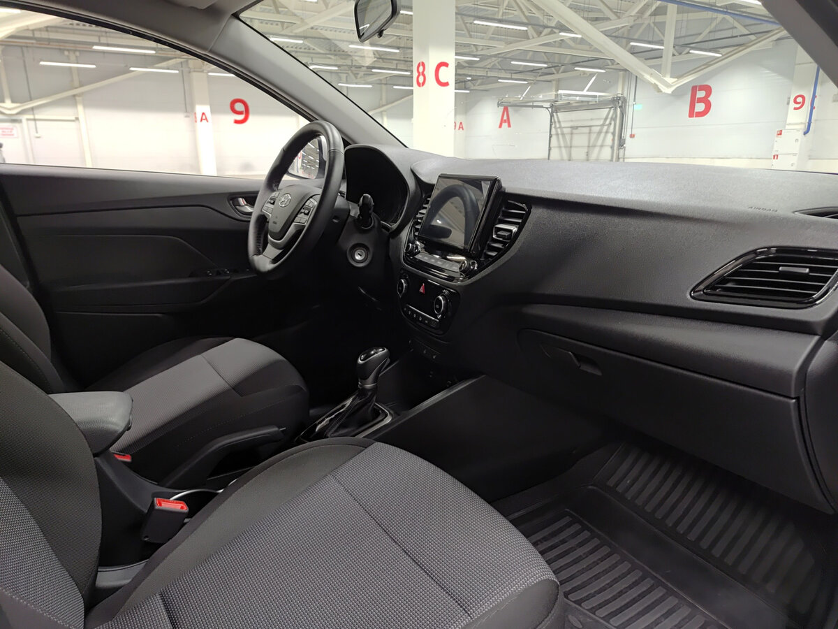 Solaris HS с пробегом — 2024 год. Фото: #10