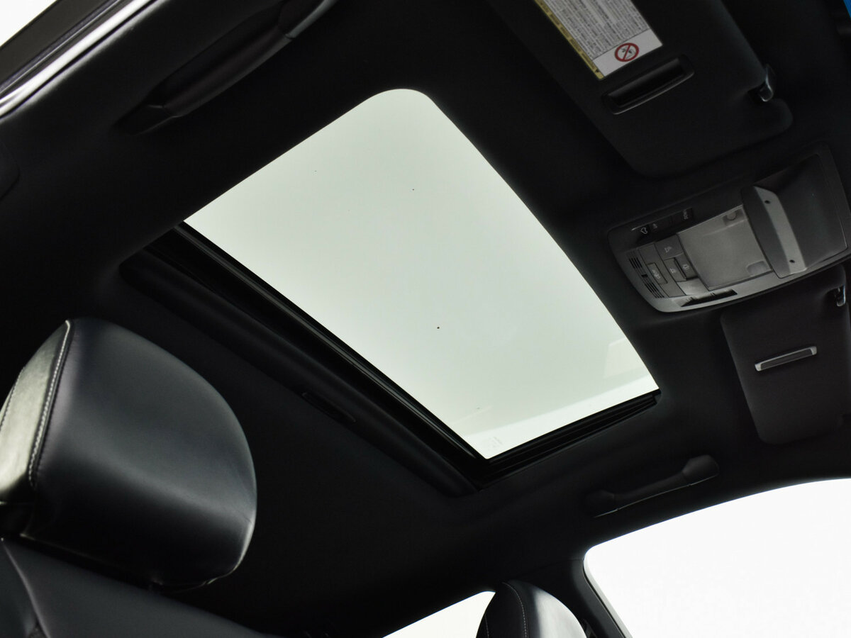 Lexus RX с пробегом — 2012 год. Фото: #11