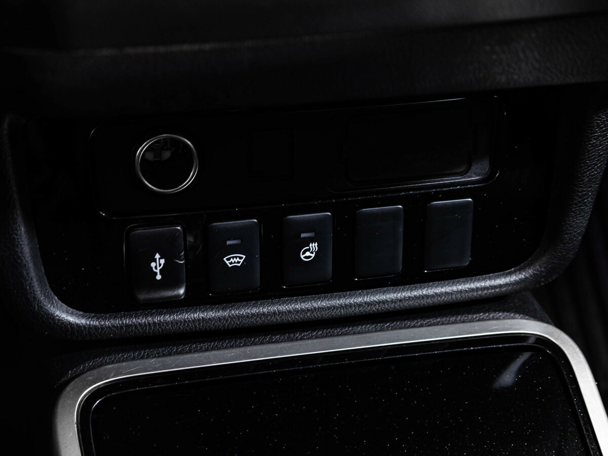 Mitsubishi Outlander с пробегом — 2018 год. Фото: #13