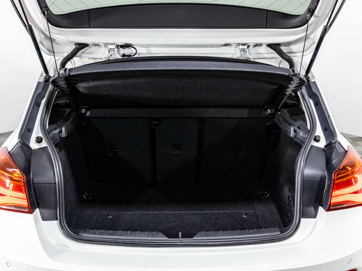 BMW 1 серии с пробегом — 2017 год. Фото: #23