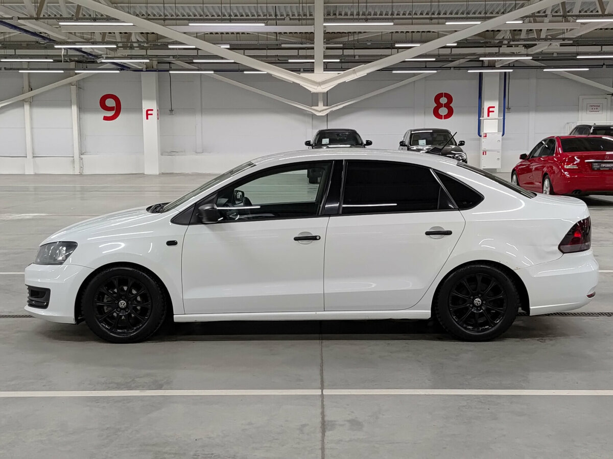 Volkswagen Polo с пробегом — 2017 год. Фото: #7