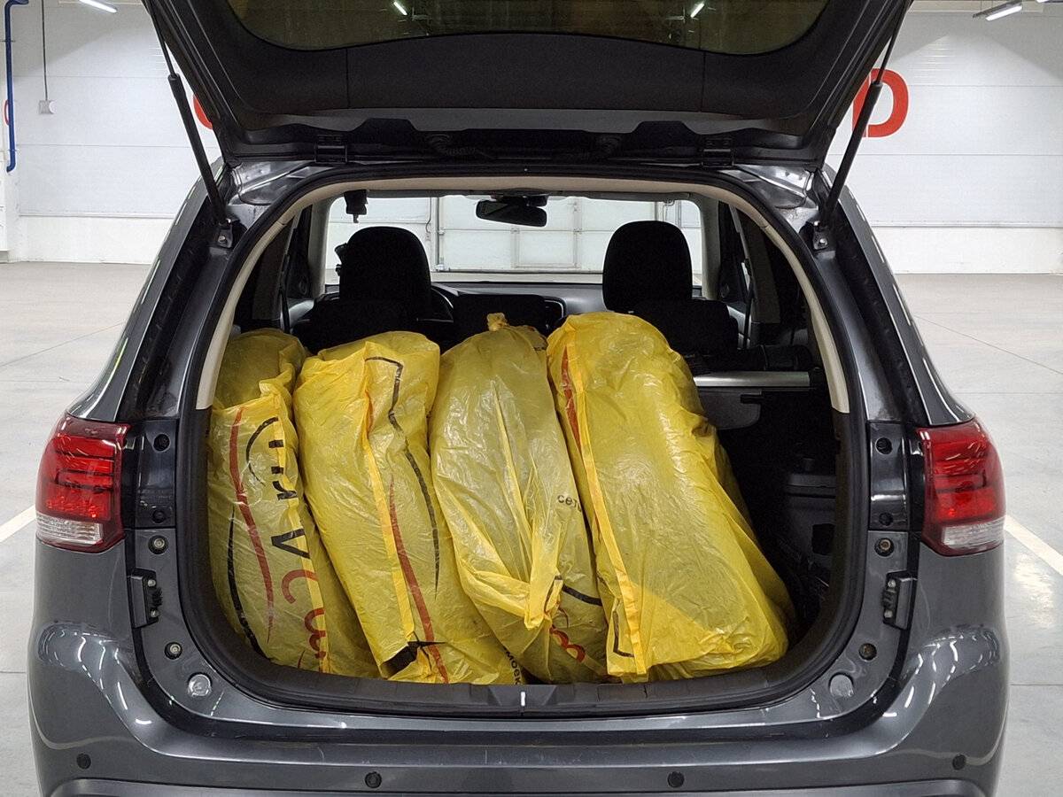 Mitsubishi Outlander с пробегом — 2015 год. Фото: #8