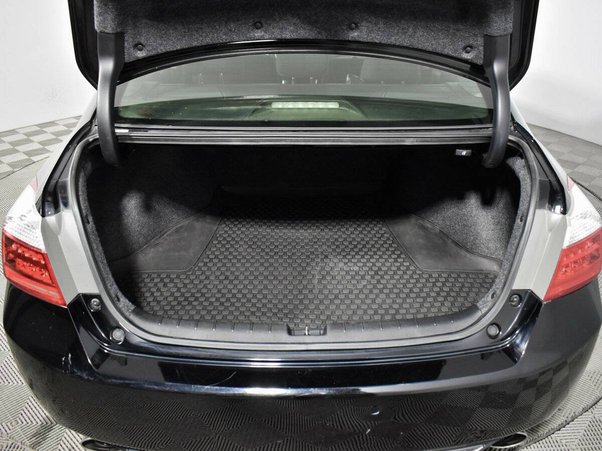 Honda Accord с пробегом — 2013 год. Фото: #17