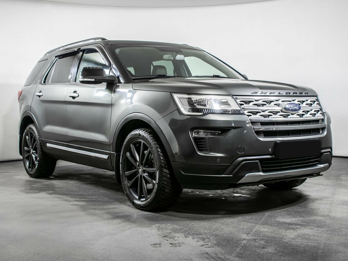 Ford Explorer с пробегом — 2018 год. Фото: #2