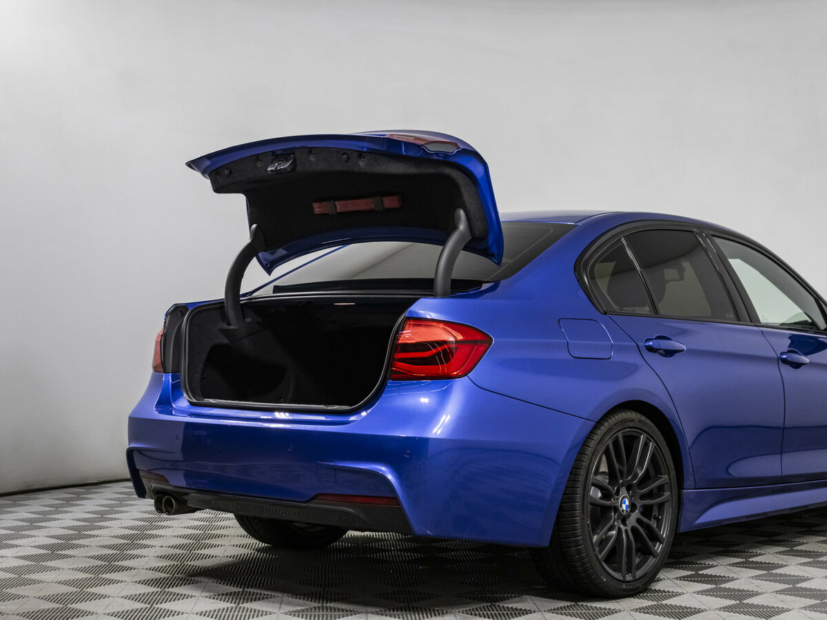 BMW 3 серии с пробегом — 2018 год. Фото: #15