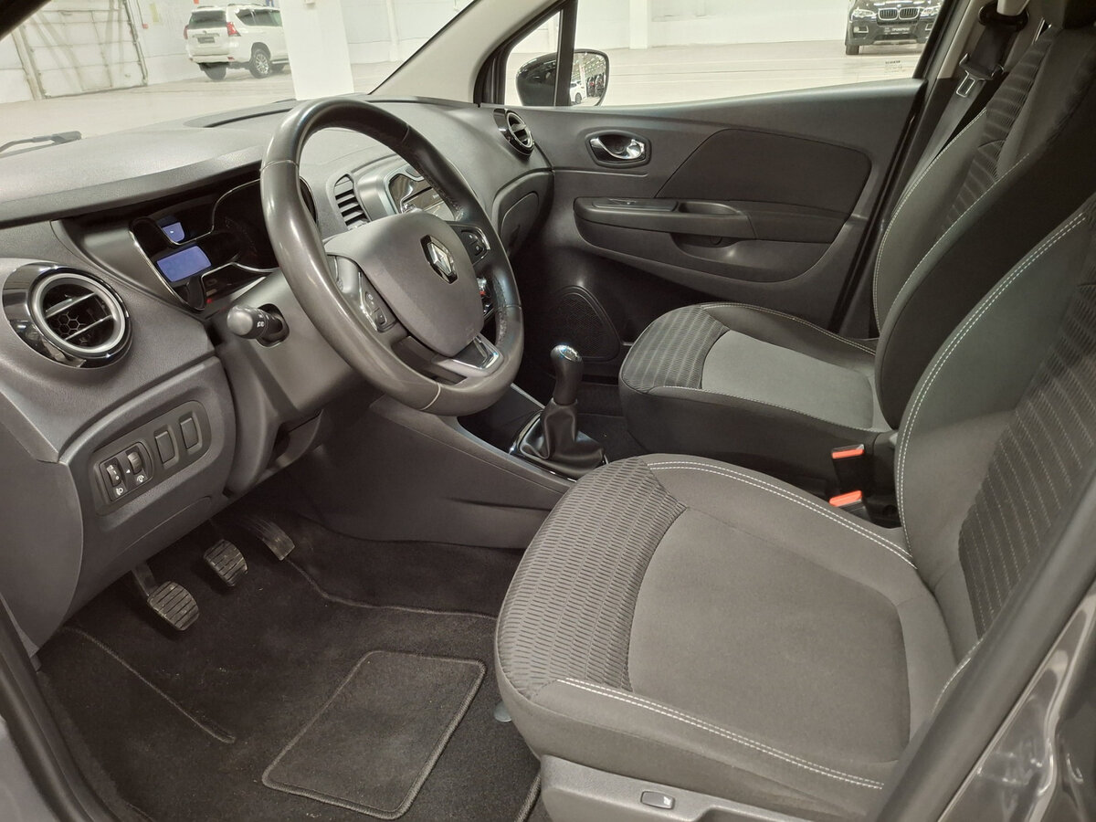 Renault Kaptur с пробегом — 2018 год. Фото: #15