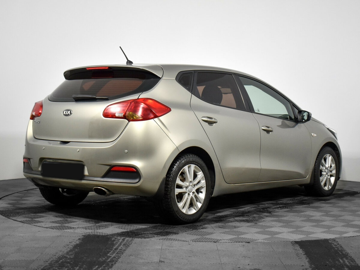 Kia Ceed с пробегом — 2012 год. Фото: #4