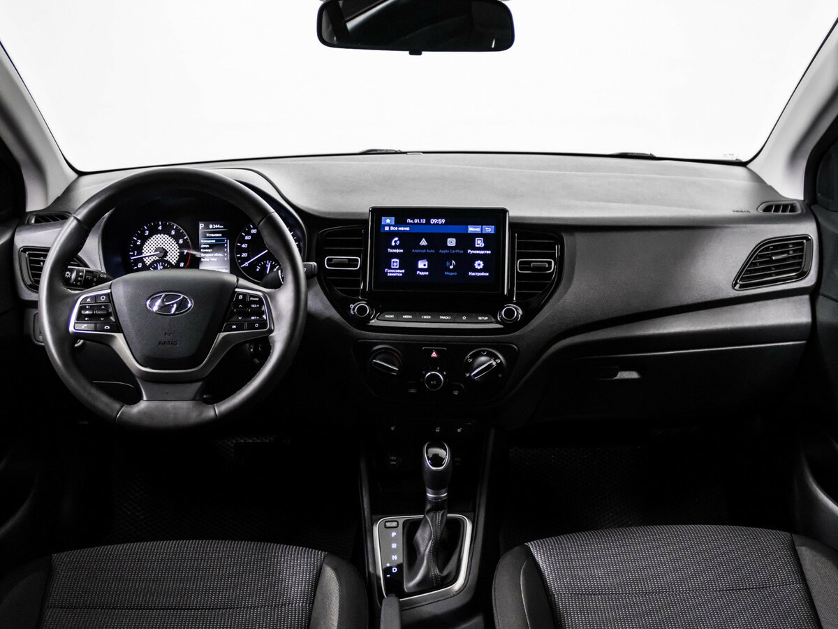 Solaris HS с пробегом — 2024 год. Фото: #12