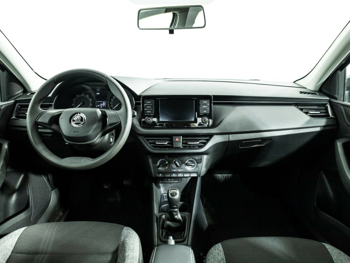 Skoda Rapid с пробегом — 2020 год. Фото: #12